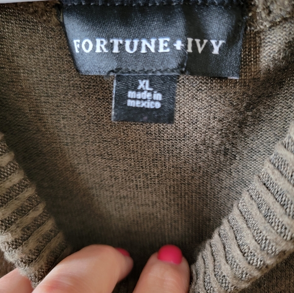 Fortune & Ivy Vicky brushed top, Cal - Picture 5 of 6